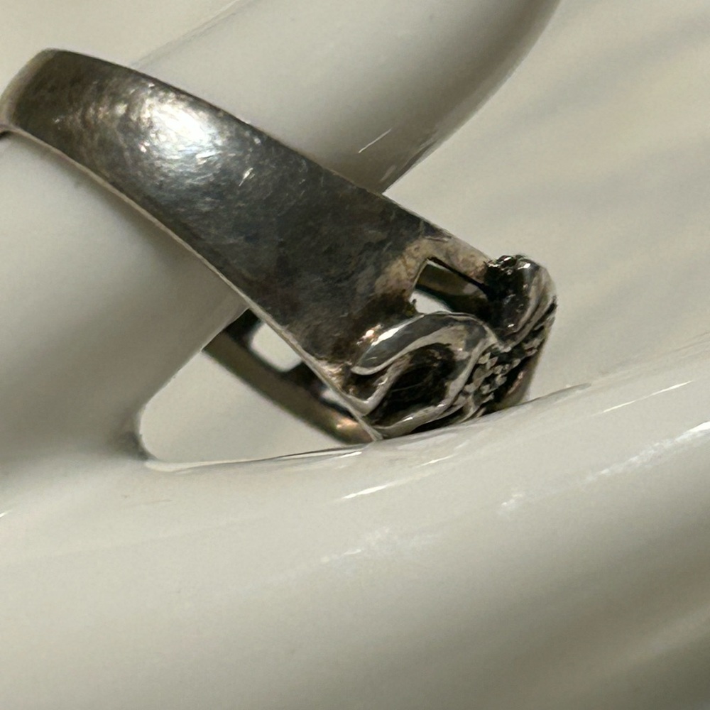 Silver Animal Design Ring - Picture 3 of 7
